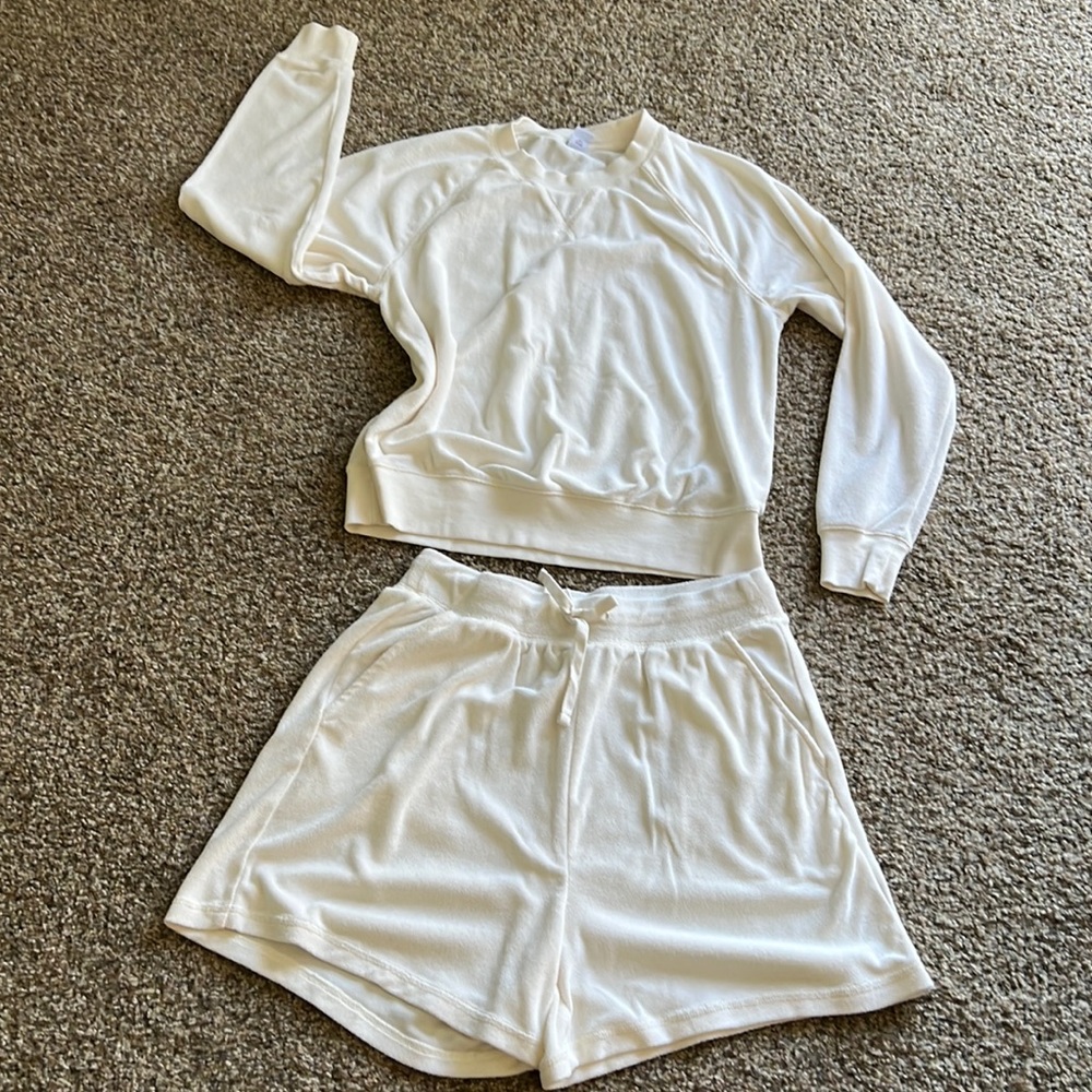 Old Navy Sweater Short Set